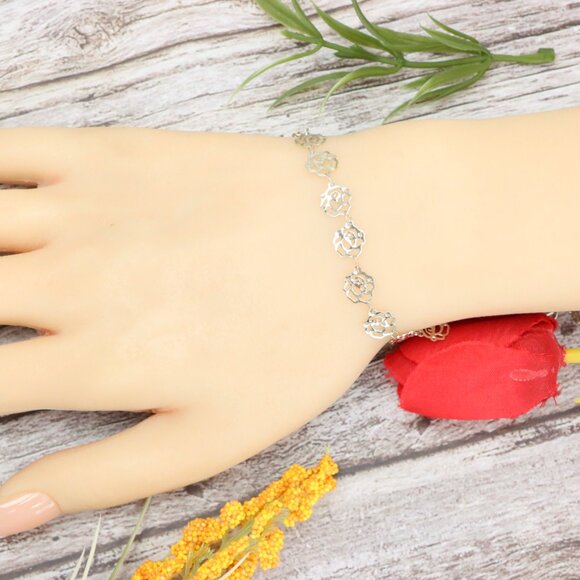 "Trendy Bracelet for Girls & Women – Cute, Adjustable & Gift-Ready | MLCRC1296 - Picture 8 of 10